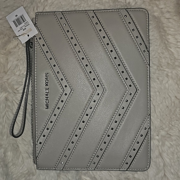 Nwt Micheal Kors clutch wrislet - Picture 1 of 8